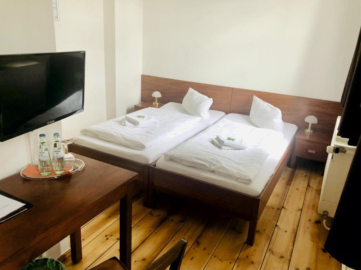 Отель Gasthof Zum Hirsch Drehna Экстерьер фото
